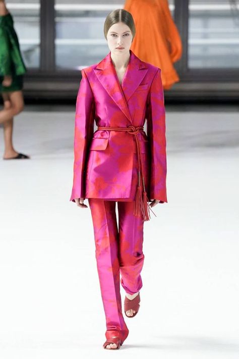 Lil Pump, Mode Inspo, Fashion 2020, Looks Style, Carolina Herrera, Couture Fashion, Bright Pink, Classy Outfits, The Fashion