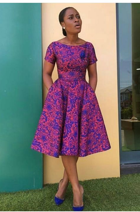 ���🌹Follow @valquiriasroses for more pins💝💕 CUSTOM DRESS DESIGNER visit www.valquiriasroses.com  #valquiriasroses #dresses #shortdress #homecomingdress weddingdress #promdress #bridesmaidsdress #customdress #dressdesigner🌹 Kitenge Designs, Ankara Maxi Dress, Mode Prints, African Dresses Modern, Afrikaanse Mode, African Inspired Fashion, Ankara Dress, African Print Dresses, Kitenge