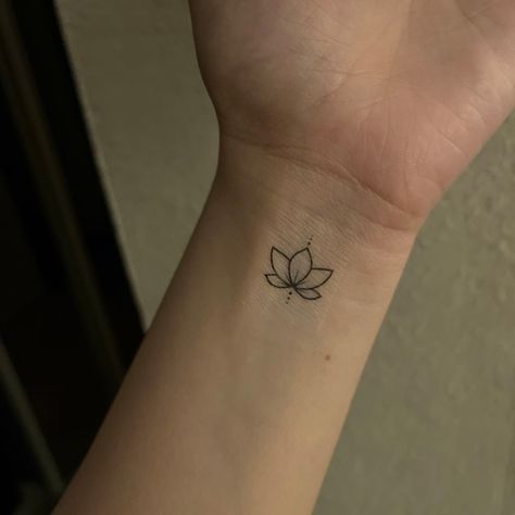 Small Lotus Temporary Tattoo / Little Dots Tattoo / Small Floral Tattoo / Flower Tattoo / Floral Tattoo / Tiny Lotus Tattoo / Little Lotus - Etsy UK Basic Lotus Tattoo, Lotus Face Tattoo, Lotus Flower Tattoo On Neck, Fine Line Lotus Flower Tattoo, Lotus Flower Tattoo Small, Lotus Hand Tattoo, Lotus Flower Tattoo Wrist, Small Floral Tattoo, Tiny Lotus Tattoo