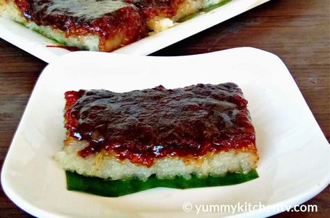 Filipino Sticky Rice, Filipino Kakanin, Bibingka Recipe, Sticky Rice Cake, Yummy Kitchen, Coconut Caramel, Chocolate Spread, Sticky Rice, Sweet Sauce