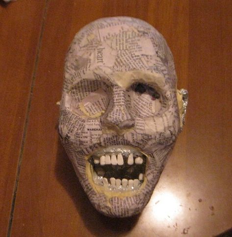 Hi all, this has been an ongoing, but far from finished project I have been working on. I wanted to try to use paper mache in a way that near rivaled Paper Mache Halloween, Diy Paper Mache, Scarecrow Mask, Paper Mache Projects, Paper Mache Mask, Halloween Forum, Paper Mache Art, Cardboard Art, Halloween Diy Crafts