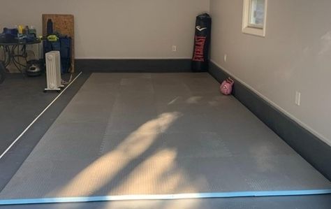 Easy Garage Gym Flooring Guide: Pros, Cons & Tips Garage Gym Flooring, Gym Flooring Rubber, Basketball Floor, Gym Floor Mat, Home Gym Flooring, Interlocking Foam Tiles, Foam Tiles, Gym Mats, Garage Gym