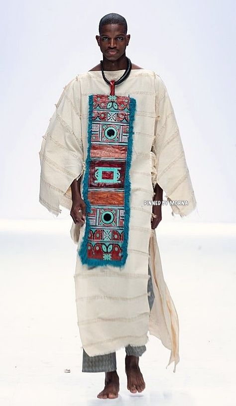 Awa Meite - Mali 🇲🇱. Africa Mens Fashion African Style, Fashion African Style, Afro Inspiration, Embroidery Map, Afro Fashion, Royal Clothing, Body Adornment, Suit Of Armor, Africa Fashion