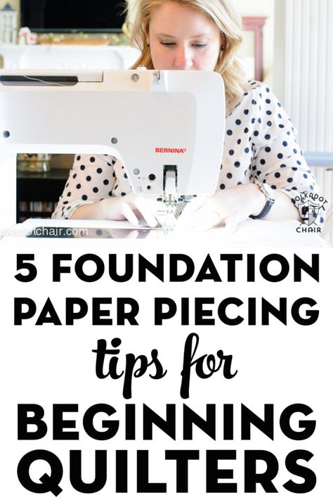 5 Foundation Paper Piecing Tips perfect for beginning quilters. Learn how to FPP. #quilt Foundation Paper Piecing Tutorial, Foundation Tutorial, Quilting Hacks, Beginner Quilts, Paper Peicing Patterns, Fpp Quilt, Free Paper Piecing Patterns, Paper Quilting, Quilting Methods