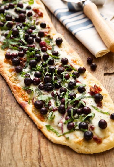 Savory Blueberry Pizza - Blueberry.org Blueberry Recipes Savory, Blueberry Pizza, Blueberry Chicken, Highbush Blueberry, Chicken Chopped Salad, Dried Blueberries, Berries Recipes, Blueberry Recipes, Frozen Blueberries