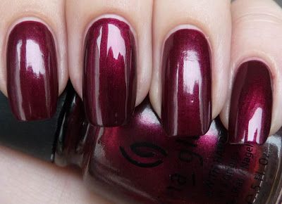 OPI Glove You So Much versus Bogota Blackberry and China Glaze Short & Sassy - themaniblog Bed Of Nails, Opi Polish, China Glaze Nail Polish, Indigo Nails, Elegant Nail Designs, Glamour Nails, Opi Nail Polish, Nail Colours, Her Nails