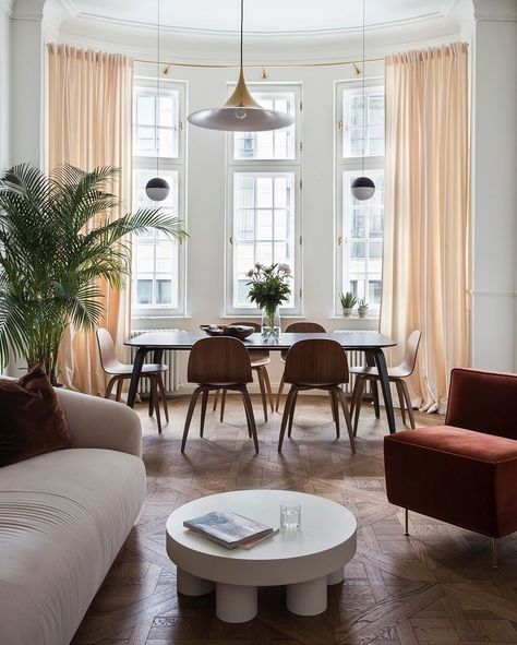 GUBI on Instagram: “2D Dining Chair, GUBI Dining Table, The Semi Pendant, and Modern Line Lounge Chair featured in @elledecorationru  The GUBI Dining Table is…” Gubi Dining Table, Luxury Architecture, Renovation Diy, Living Room Dining Room Combo, Construction Ideas, Stylish Apartment, Decoration Styles, Dining And Living Room, Dining Room Combo