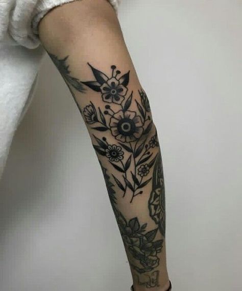 tattoo half sleeve Traditional Tattoo Half Sleeve, Sleeve Tattoo Template, Traditional Tattoo Arm, Half Sleeve Tattoo Template, New Tattoo Styles, Tattoo Half Sleeve, Abstract Tattoo Ideas, Abstract Tattoos, Traditional Tattoo Flowers