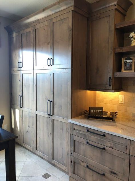 Driftwood Kitchen Cabinets, Warm Wood Kitchen Cabinets, Rustic Alder Cabinets, Light Brown Kitchen Cabinets, Light Brown Kitchen, Warm Wood Kitchen, Knotty Alder Kitchen Cabinets, Ideas With Wood, Rustic Kitchen Designs