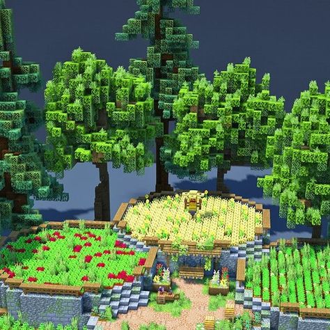 Minecraft Circle Farm Ideas, Farm Ideas In Minecraft, Mc Crop Farm, Minecraft Layered Farm, Minecraft Crop Farm Design, Plant Farm Minecraft, Minecraft Crop Field Ideas, Minecraft Farming Ideas Design, Minecraft Big Farm Ideas