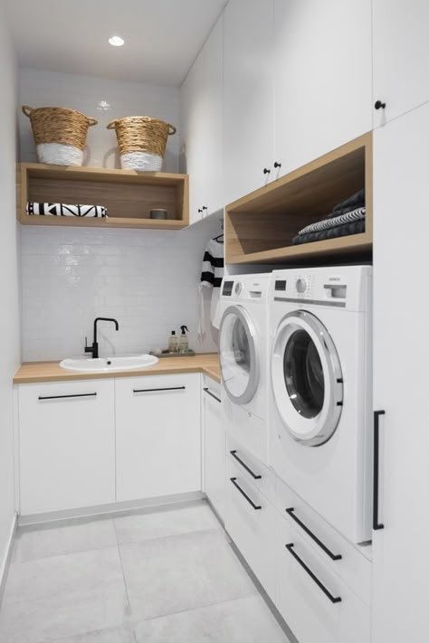 Laundry Reno, Laundry Room Hacks, Room Storage Diy, Laundry Room Layouts, Laundry Room Renovation, Laundry Design, Modern Laundry Rooms, Laundry Ideas, Farmhouse Laundry Room