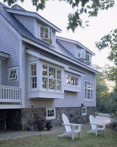 bump out closet idea | Bump-out Addition Design Ideas, Pictures, Remodel and Decor More Modern Lake House Exterior, Bump Out Window, Window Bump Out, Bay Window Exterior, Lake Houses Exterior, Bump Out, Modern Lake House, Bow Window, House Siding