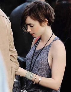 Lily Collins Short Hair, Popular Short Hairstyles, Short Hair Pixie Cuts, Hair Styles 2014, Short Wavy Hair, Short Pixie Haircuts, Lily Collins, Pixie Cuts, Short Pixie