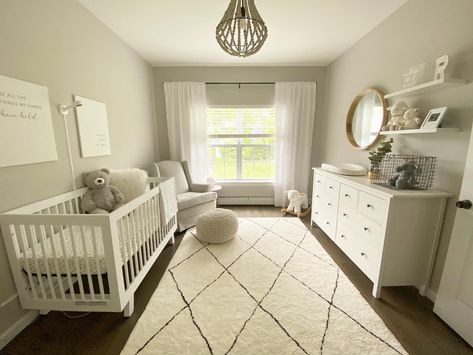 Organization Nursery, Modern Baby Room, Baby Nursery Inspiration, Baby Room Organization, Baby Room Themes, Baby Room Neutral, Baby Nursery Neutral, Baby Boy Room Decor, Nursery Room Design