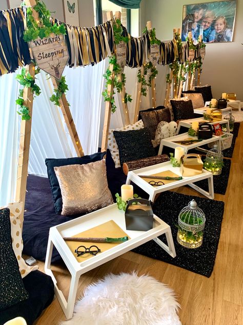 Teepee Sleepover Party, Harry Potter Sleepover, Teepee Sleepover Party Themes, Teen Sleepover Ideas, Teen Sleepover, Sleepover Tents, Birthday Sleepover Ideas, Diy Tent, Glamping Party