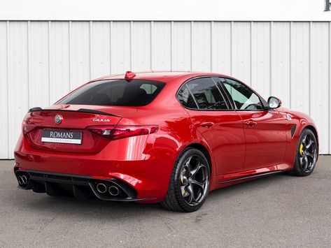 2019 Used Alfa Romeo Giulia V6 Bi-Turbo Quadrifoglio | Competizione Red Alfa Romeo Guila, Alpha Romeo Giulia, Garage Goals, Caliper Paint, Alfa Romeo Giulia Quadrifoglio, Bike Collection, Italian History, Alfa Giulia, Alpha Romeo