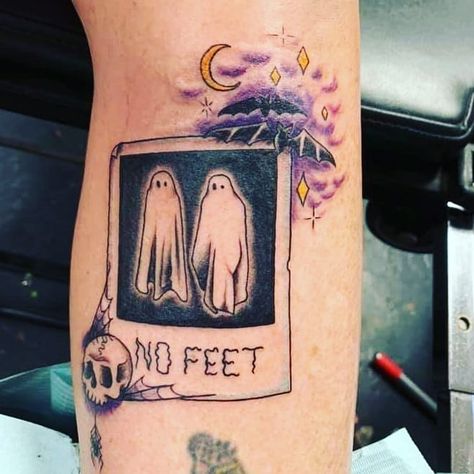 Beetlejuice tattoo, No Feet! Beetlejuice No Feet Tattoo, No Feet Beetlejuice, Beetlejuice Tattoo, Gothic Tattoos, Horror Tattoos, Tattoo Time, Simple Drawings, Patchwork Sleeve, Couple Tattoo