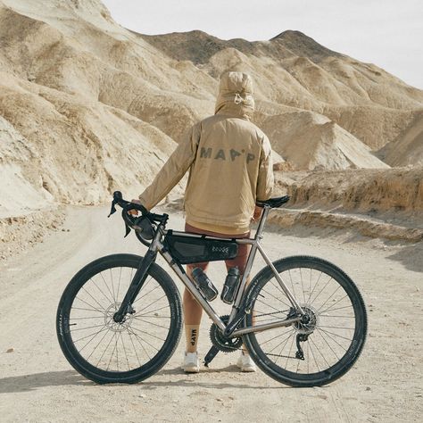 Cycling Attire, Modern A Frame, Maap Cycling, Cabin Rustic, Cycling Photography, Bike Clothing, Bike Photography, Cycling Adventures, Biking Outfit