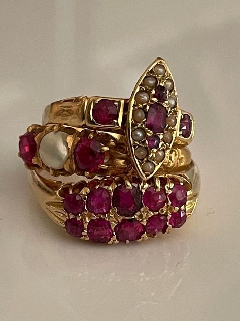 Antique Ruby Ring, Natural Ruby Ring, Antique Bridal Jewelry, Dope Jewelry, Classy Jewelry, Row Boat, Jewelry Lookbook, Trendy Earrings, Vintage Jewels