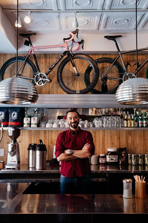 Bike Shop Interior Design, Bike Shop Interior, Shop Interior Design Ideas, Industrial Coffee Shop, Bicycle Cafe, Bicycle Garage, Bike Shops, Coffee Bike, Bicycle Store