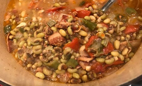 Black eyed peas – The Funky Oven Black Eyed Peas With Bacon, Purple Hull Peas Recipe, Peas With Bacon, Blackeyed Pea Recipes, Blackeyed Peas, Okra Stew, Southern Comfort Recipes, Black Eyed Peas Recipe, Okra And Tomatoes