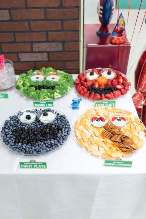 Sesame Street Birthday Party Ideas Boy, Elmo Birthday Party Boy, Elmo First Birthday, Cookie Monster Birthday Party, Cookie Monster Party, Cookie Monster Birthday, Boys First Birthday Party Ideas, Elmo Birthday Party, Second Birthday Ideas