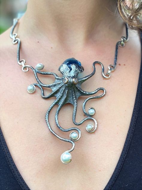 GIANT 925 Sterling Silver Octopus Necklace Nautical Themed - Etsy Sea Themed Jewelry, Sea Life Inspired Jewelry, Necklace Design, Octopus Clothes, Kraken Jewelry, Octopus Accessories, Octopus Dress, Squid Jewelry, Octopus Jewelry