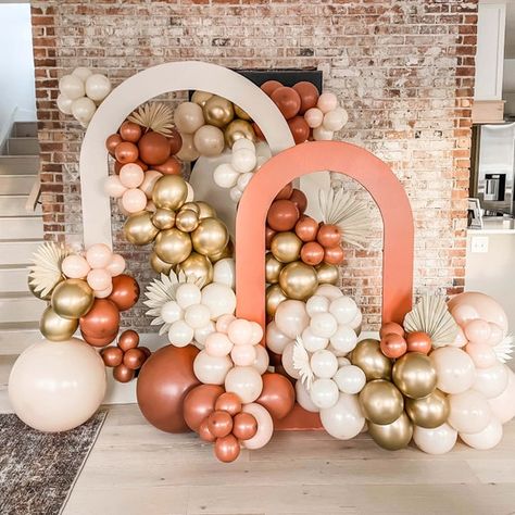 Boho Balloon Garland Kit PREMIUM Rustic Muted Boho Bridal - Etsy Boho Western Balloon Garland, Boho Chic Balloon Garland, Burnt Orange Birthday Party, Fall Boho Birthday Party, Terracotta Balloon Garland, Terracotta Balloon Arch, Burnt Orange Bachelorette Party, Burnt Orange Balloon Garland, Burnt Orange Bridal Shower Ideas