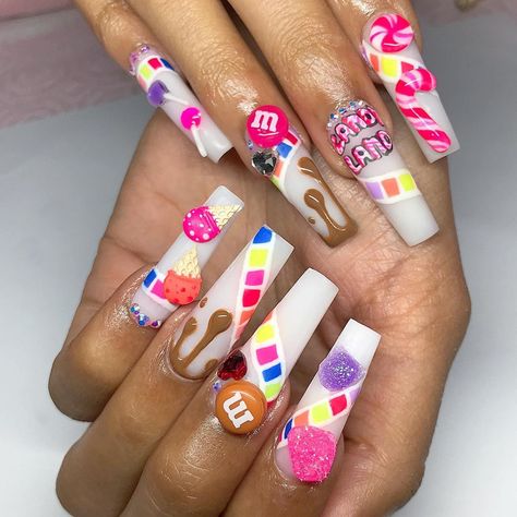 Candy Land Nails, Clubbing Nails, Ratchet Nails, Sweet 16 Nails, Theme Nails, Music Sketch, Drawing Beautiful, Amelia Rose, Painting Fashion