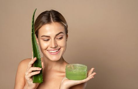 Aloe Vera For Sunburn, Glowing Skin Diet, Homemade Face Pack, Aloe Vera Benefits, Aloe Vera For Skin, Aloe Vera Skin Care, Green Tea Face, Homemade Face, Natural Face