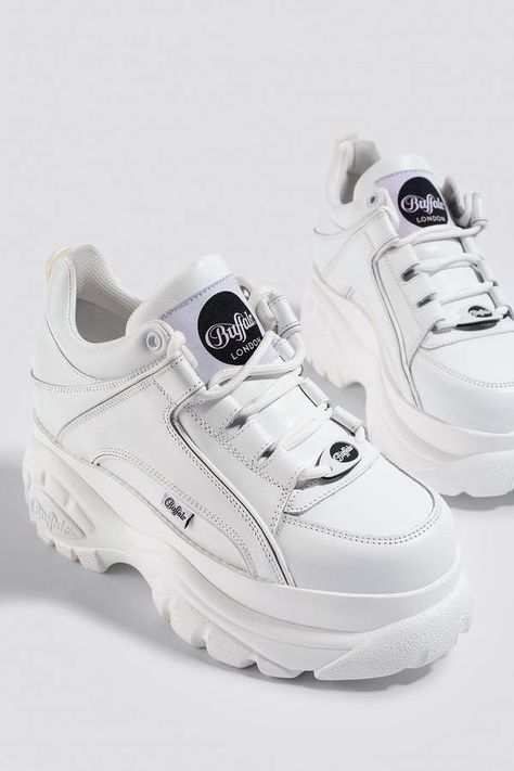 Buffalo 1339 Sneaker Buffalo Shoes, Kasut Wanita, Buffalo London, Trendy Shoes Sneakers, Dr Shoes, Kawaii Shoes, Grunge Look, Sneakers Mode, Destiny's Child