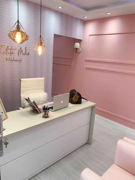 Eyelash Studio, Dream Salon, Feminine Home Offices, Studio Makeup, Nail Art Studio, Studio Interior Design, Small Room, Small Designs, Home Office