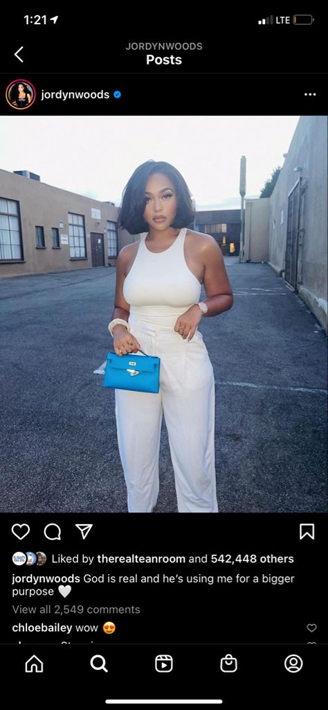 Jordan Woods Outfits, Jordan Woods, Wood Fashion, Jordyn Woods, God Is Real, H Town, Classy Women, How To Look Classy, White Jeans