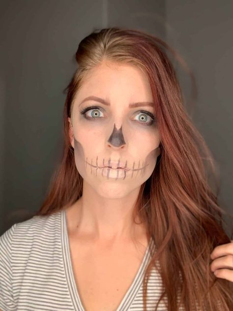 An Easy Skeleton Makeup Tutorial With Real Makeup Skeleton Makeup Kids, Skeleton Makeup Easy, Easy Skeleton Makeup Tutorial, Skeleton Makeup Diy, Easy Skeleton Makeup, Face Makeup Steps, Skeleton Makeup Tutorial, Diy Halloween Skeleton, Halloween Makeup Hacks