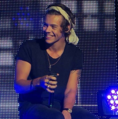 Frat Boy Harry Styles, Harry Styles 2013, Harry Styles Smile, Harry Styles Hot, Harry Styles Cute, Frat Boy, Harry Styles Pictures, Harry Styles Photos, One Direction Pictures