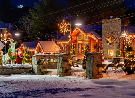 Four Best Places for Snow Tubing in the North Carolina Mountains | Banner Elk NC Christmas Town North Carolina, Beech Mountain Nc Winter, Banner Elk North Carolina Winter, North Carolina Winter, Beech Mountain Nc, Banner Elk North Carolina, Fall Snow, Best Banner Design, Beech Mountain