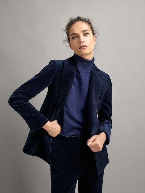 Velvet Blazer Outfit, Corduroy Blazer Women, Tweed Blazer Women, Blazer Outfits For Women, Blazer Outfit, Corduroy Blazer, Summer Chic, Velvet Fashion, Blazer Outfits