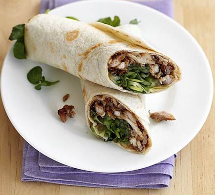 Duck Wraps, Hoisin Pork, Tortilla Recipes, Hoisin Chicken, 1000 Calorie, Lunch Meals, Baked Falafel, Chicken Wrap Recipes, Packed Lunches