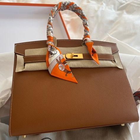 Brand New BIRKIN SELLIER 30 VEAU EPSOM 37 GOLD 2024 Birkin Gold, Birkin Sellier, Hermes Handbags, Brand New, Weddings, Jewelry Designer, Vintage Fashion Trends, Plus Outfits, Fashion Dresses