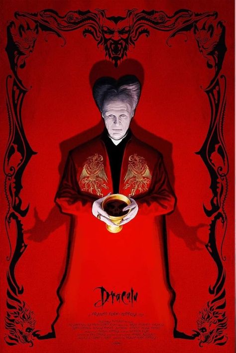 el8pasajero on Twitter: "#Dracula https://t.co/B32YT1tOX8" / Twitter Dracula Artwork, Beach Ghost, Dracula Tattoo, Creature Movie, Dracula Art, Bad Movies, Horror Wallpaper, Bram Stoker's Dracula, Count Dracula