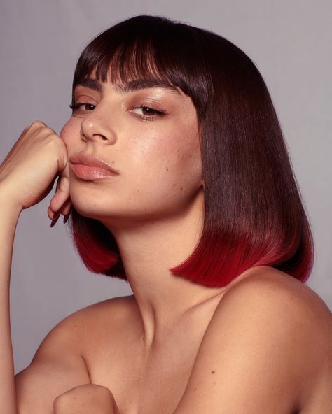 Charli on Instagram: “BORED SO I’M GONNA DROP ANOTHER SONG FROM MY ALBUM ON FRIDAY!!!!! AND ITS GONNA BE WARM FT @HAIMTHEBAND!!!!!!! COMMENT YAAAASSSS IF U CANT…” Cover Playlist, George Daniel, Horror Movie Icons, Charli Xcx, Party Girl, Party Girls, Horror Movie, Bob Hairstyles, Cambridge