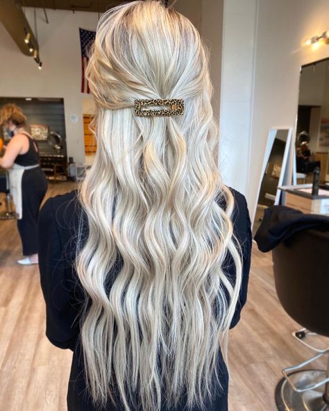 Blonde Hand Tied Extensions, Long Blonde Hair Extensions Ideas, Platinum Blonde Extensions, Hand Tied Extensions Hairstyles, Blonde Beach Waves, Long Blonde Hair Extensions, Hand Tied Extensions, Beach Blonde Hair, Blonde Wedding Hair