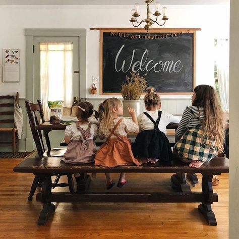 Amanda Pahls na Instagramu: „Enjoying a little morning pick me up! #ad We have been enjoying @nature_valley new protein granolas, but I'll be honest with you... I know…“ Hygge Cabin, Homeschool Room Design, Calm Classroom, Kids Goals, Homeschool Decor, Homeschool Kids, Dresses Fall, Homeschool Classroom, Cottage Kitchens