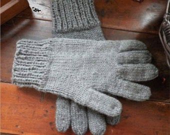 Knitting Gloves Pattern, Mitten Pattern, Cables Blanket, Dear Jane Quilt, Glove Pattern, Daily Chores, Men's Gloves, Charm Quilt, Gloves Pattern