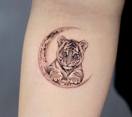 Tiger Cub Tattoo, Arlo Tattoo, Tiger Tattoo Small, Cub Tattoo, Tiger Hand Tattoo, Tiger Tattoos, Cubs Tattoo, Baby Tattoo Designs, Leopard Tattoos