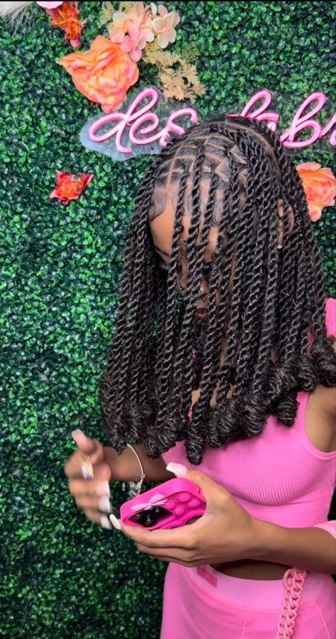 E Girl Hair, Afro Braids, Visual Board, Mood Off Images, Hair Girl, Brown Skin, Brown Hair, Girl Hairstyles, Braids