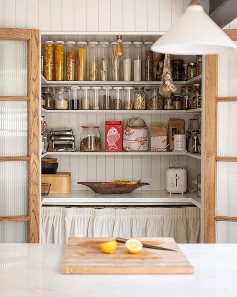 The Venetian Pantry on Instagram: “Pantry curtains are up and I am one step closer to reaching my old school Italian grandma kitchen vibe of dreams. That bottom shelf…” Pantry Curtain, Open Pantry, Van Der Straeten, London Kitchen, Grandmas Kitchen, Rustic Italian, The Venetian, Italian Kitchen, Pantry Design