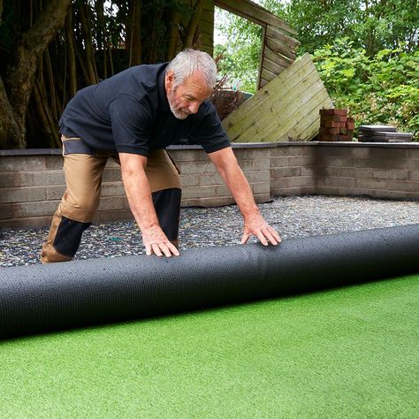 Tips for Installing Artificial Turf Grass How To Lay Carpet, Waterfall Diy, Drawer Diy, Stone Installation, Backyard Waterfall, Installing Artificial Turf, Grass Installation, Plastic Grass, Stairs Storage