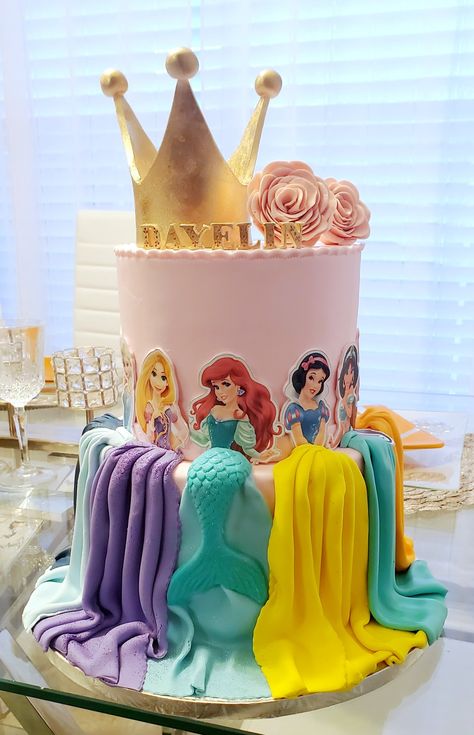 Animal Birthday Cakes, Princess Theme Birthday, Princess Birthday Cake, Princess Theme, Dress Cake, Theme Birthday, 4th Birthday Parties, Girl Cakes, Animal Birthday