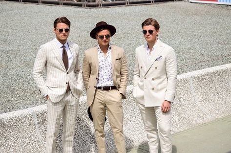 How to Navigate the Races Through the High Street Horse Racing Suits Men, Mens Horse Races Outfit, Horse Race Outfit Men, Horse Race Outfit, Horse Racing Fashion, Race Outfit, Racing Fashion, Race Day Outfits, Tan Suit